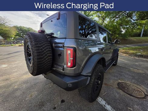 Used 2022 Ford Bronco Wildtrak image 24