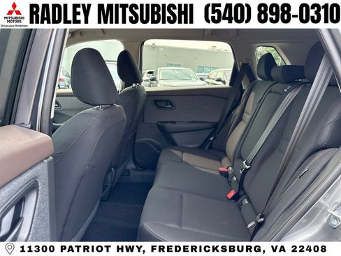 Used 2023 Nissan Rogue S AWD/4WD image 12