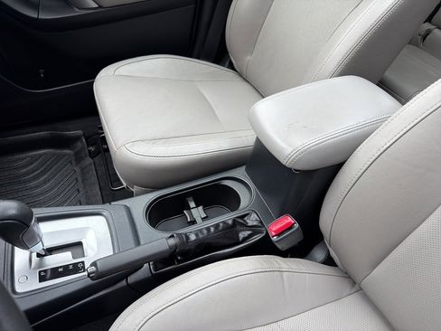 Used 2017 Subaru Forester 2.5i Limited image 27
