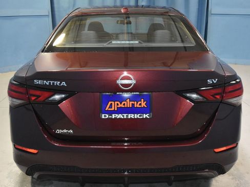 Certified 2024 Nissan Sentra SV image 24