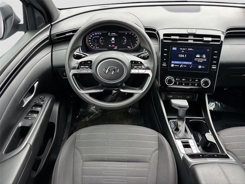 Used 2023 Hyundai Santa Cruz SEL image 25