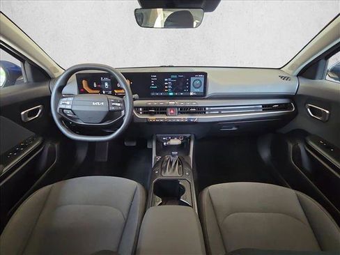 Used 2025 Kia K4 FWD image 15