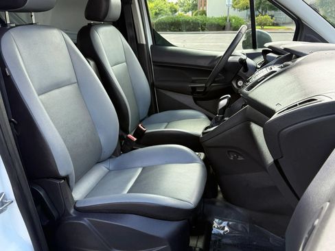 Used 2016 Ford Transit Connect XL FWD image 15