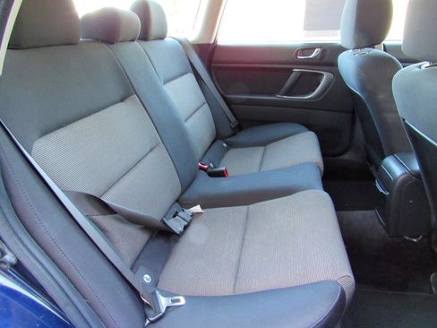 Used 2005 Subaru Legacy 2.5i AWD/4WD image 7