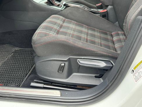Used 2016 Volkswagen GTI S FWD image 12