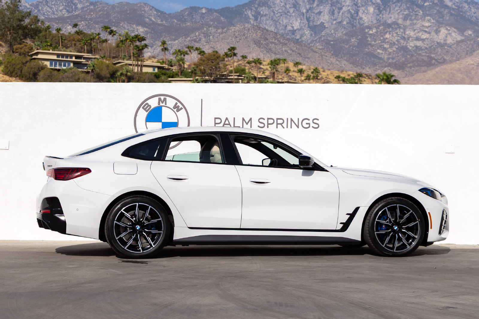 New 2026 BMW i4 eDrive40 w/ M Sport Package RWD image 5