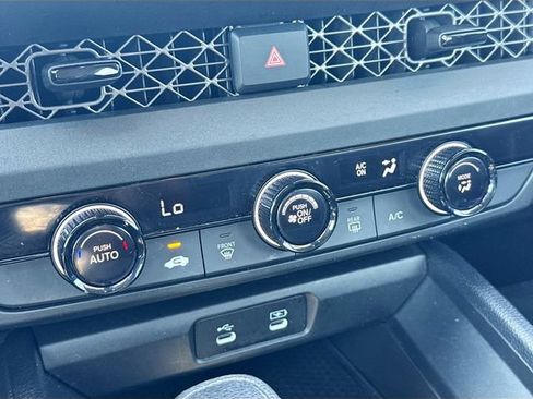 Used 2023 Honda Accord LX image 18