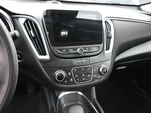 Used 2024 Chevrolet Malibu LT FWD image 22