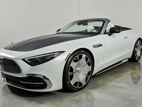 Used 2026 Mercedes-Benz Maybach SL 680 image 5