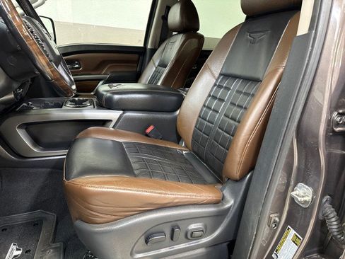 Used 2018 Nissan Titan Platinum Reserve w/ Platinum Utility Package image 16