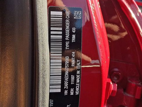 Used 2018 Alfa Romeo Giulia AWD image 23