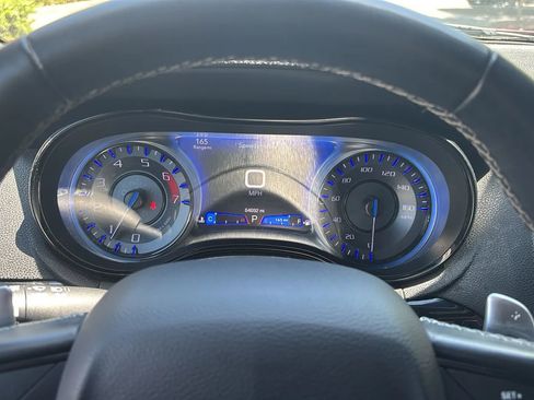 Used 2020 Chrysler 300 S image 9