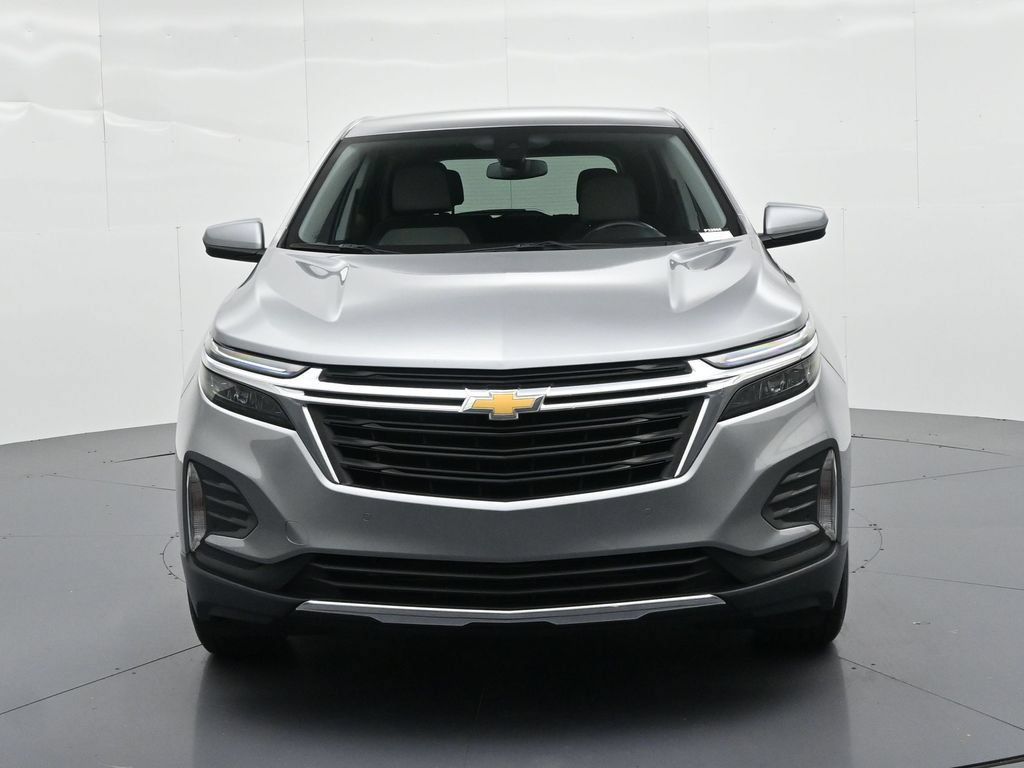 Used 2024 Chevrolet Equinox LT FWD image 3