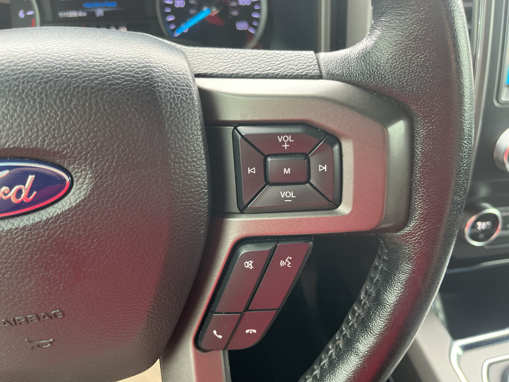 Used 2019 Ford Expedition XLT w/ Equipment Group 201A AWD/4WD image 20