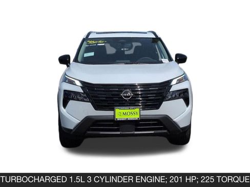 New 2026 Nissan Rogue Dark Armor image 4