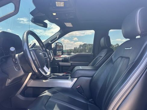 Used 2021 Ford F250 Platinum w/ FX4 Off-Road Package AWD/4WD image 12