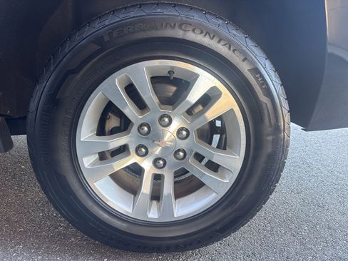 Used 2019 Chevrolet Tahoe LT AWD/4WD image 53