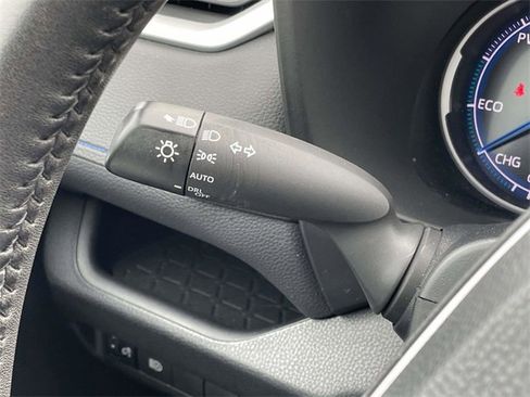 Used 2022 Toyota RAV4 XSE image 24