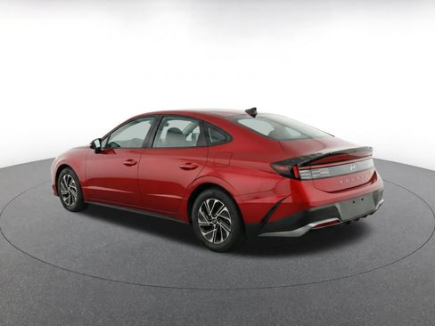 Used 2026 Hyundai Sonata Blue FWD image 7