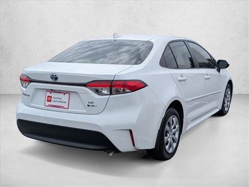 Used 2025 Toyota Corolla LE w/ Convenience Package FWD image 5