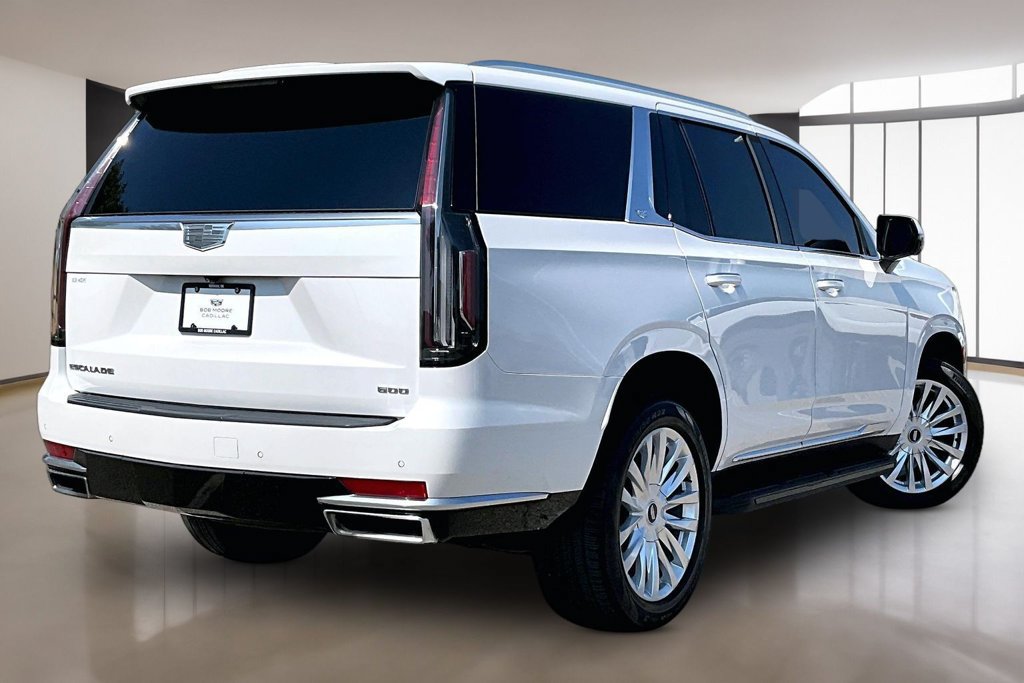 Used 2021 Cadillac Escalade Luxury AWD/4WD image 2