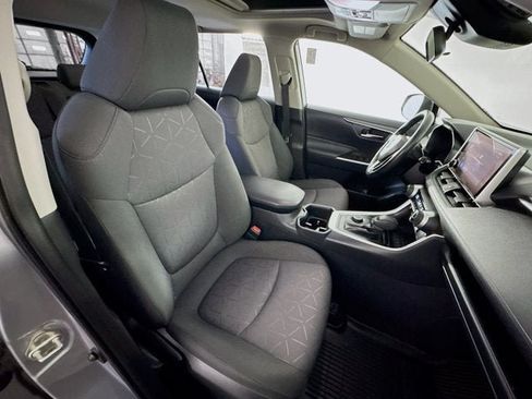 Used 2023 Toyota RAV4 XLE w/ Convenience Package AWD/4WD image 23