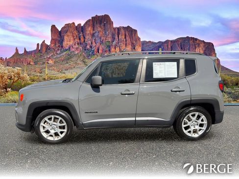 Used 2020 Jeep Renegade Latitude FWD image 3
