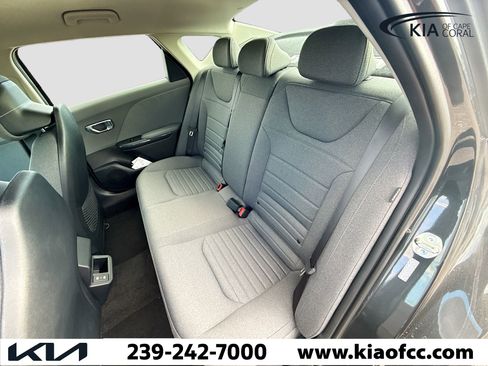 New 2025 Kia K4 EX image 19