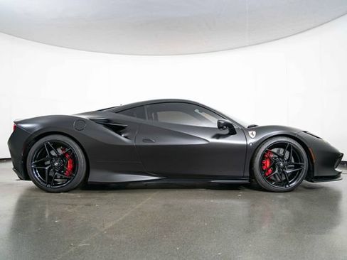 Used 2020 Ferrari F8 Tributo RWD image 9
