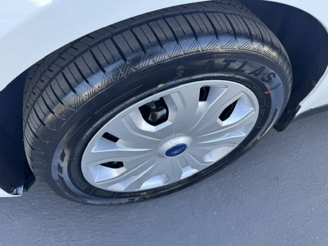 Used 2022 Ford Transit Connect XLT FWD image 22