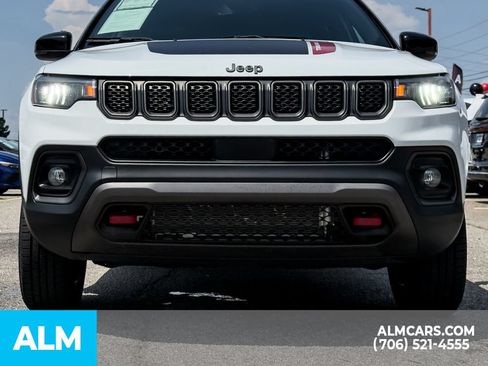 Used 2024 Jeep Compass Trailhawk AWD/4WD image 27