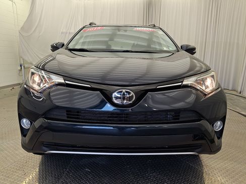 Certified 2018 Toyota RAV4 XLE w/ Plus Extra Value Package AWD/4WD image 20