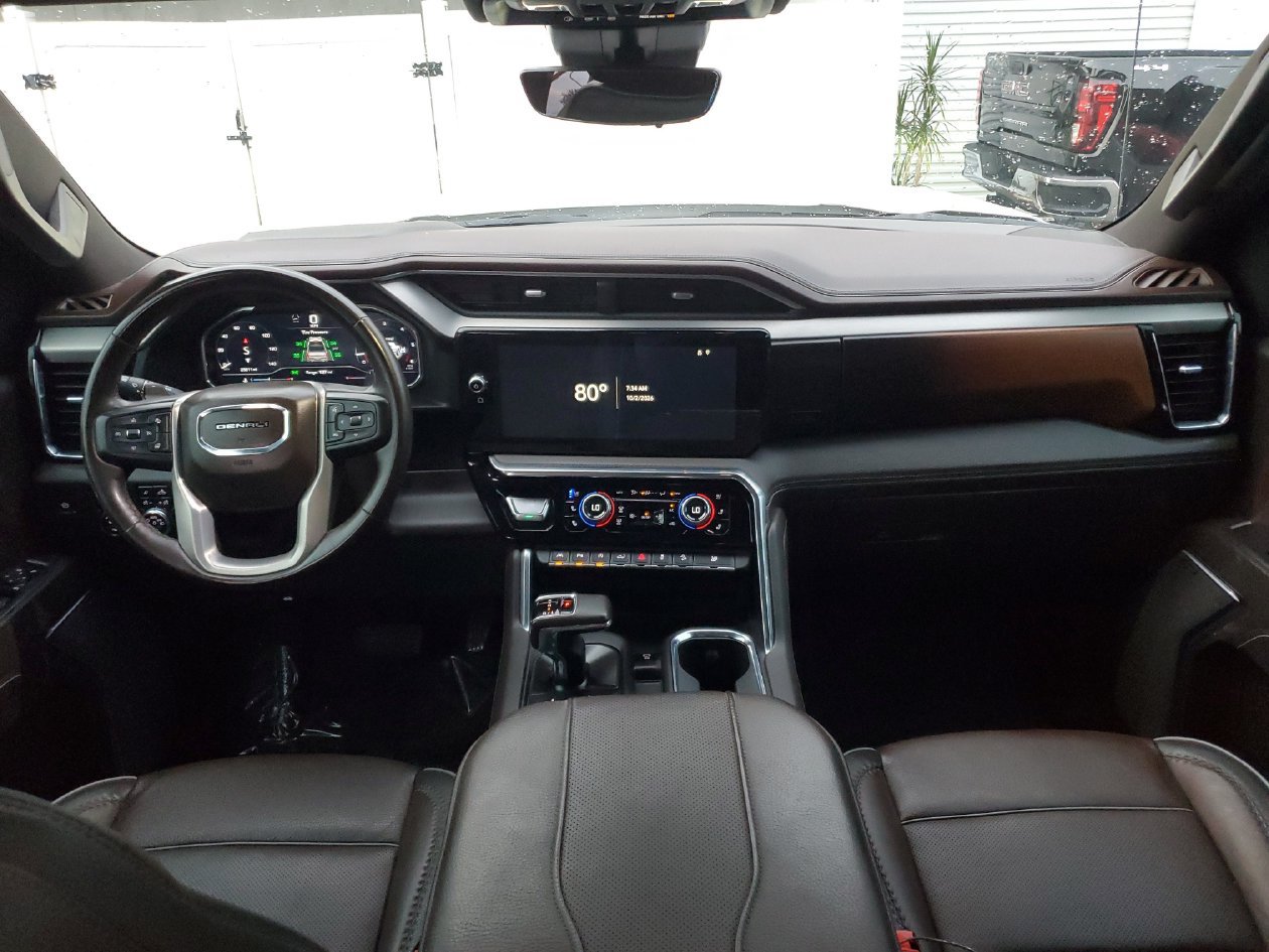 Used 2024 GMC Sierra 1500 Denali w/ Denali Reserve Package AWD/4WD image 12