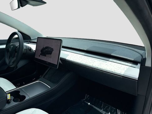 Used 2023 Tesla Model 3 Standard Range RWD image 27