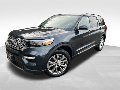Certified 2023 Ford Explorer Limited w/ Limited Technology Package image 2