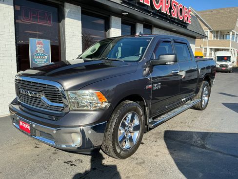 Used 2017 RAM 1500 Big Horn image 2