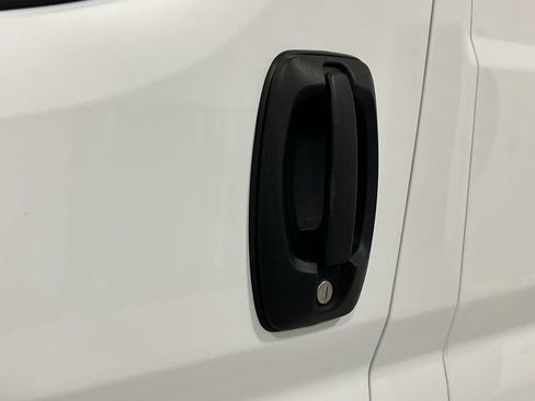 Used 2025 RAM ProMaster 2500 w/ Convenience Group FWD image 13