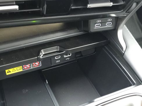 New 2026 Lexus RX 450h AWD image 21