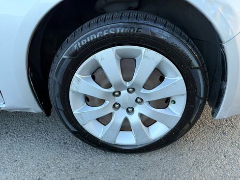 Used 2010 Subaru Impreza 2.5i image 23