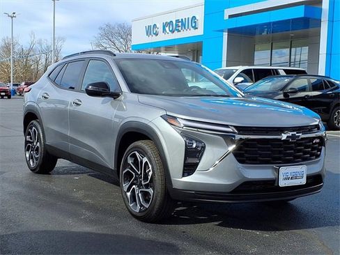 New 2026 Chevrolet Trax RS image 2