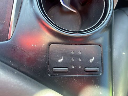 Used 2019 Toyota Camry SE FWD image 27