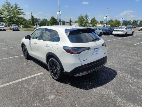 New 2027 Honda HR-V Sport image 3