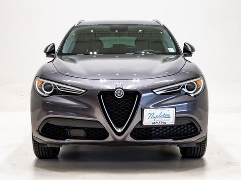 Used 2019 Alfa Romeo Stelvio AWD image 4