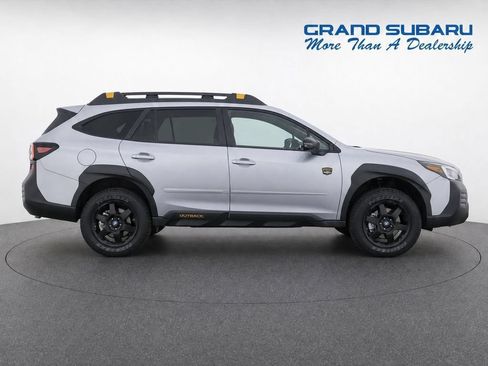 Used 2024 Subaru Outback Wilderness AWD/4WD image 8