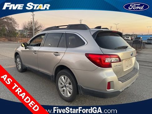 Used 2016 Subaru Outback 2.5i Premium image 5