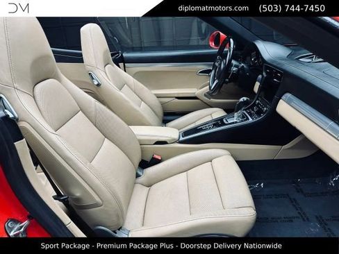 Used 2018 Porsche 911 Carrera 4S AWD/4WD image 21