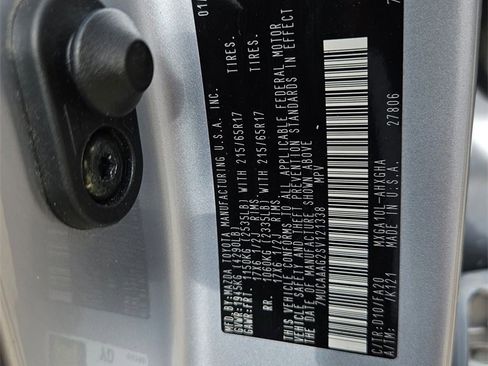 Used 2025 Toyota Corolla Cross LE image 29