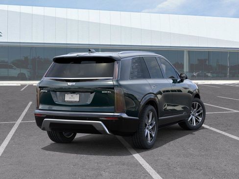 New 2026 Cadillac Vistiq Luxury AWD/4WD image 5