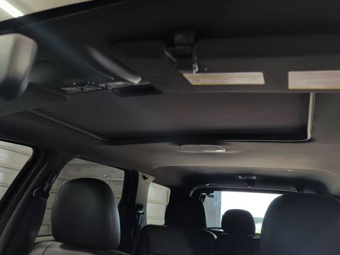 Used 2011 Ford Escape XLT w/ 203A Rapid Spec Order Code FWD image 33
