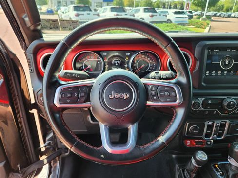 Used 2020 Jeep Wrangler Unlimited Rubicon w/ Safety Group image 18